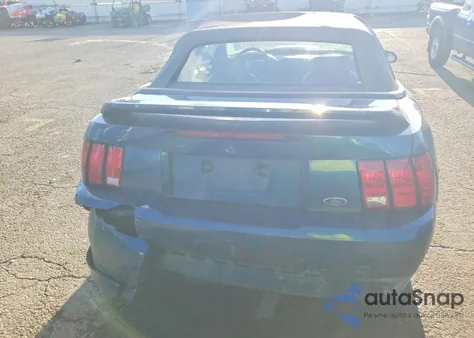 2000 Ford Mustang z USA, uszkodzony, nr VIN 1FAFP4448YF134294